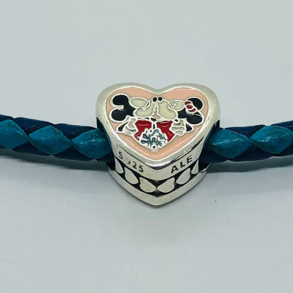 ✨✨Pandora Disney Mickey and Minnie Mouse Valentines Charm Heart Pendant